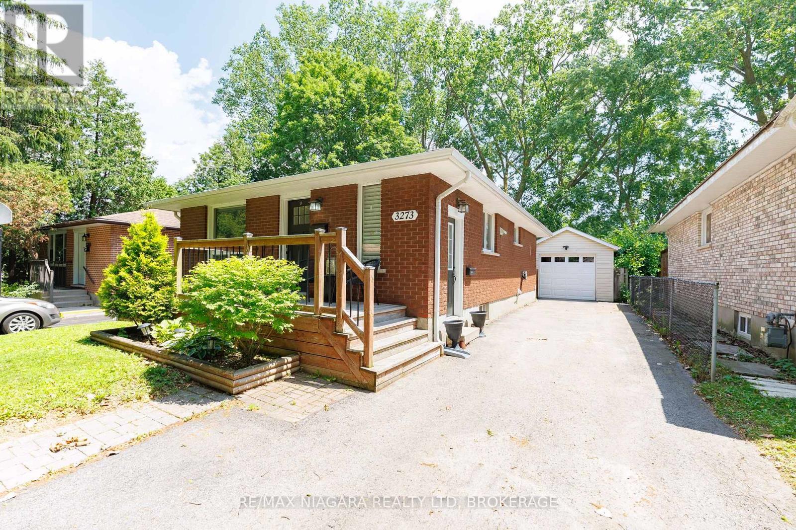 3273 ADDISON AVENUE, Niagara Falls, Ontario