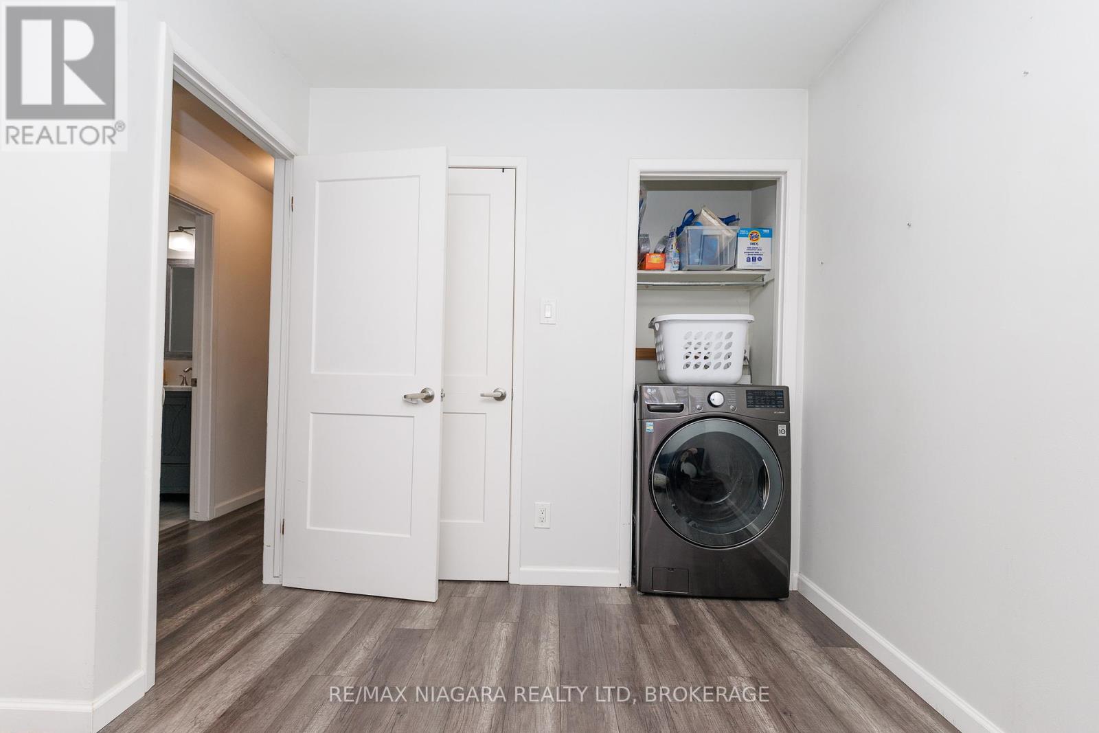 3273 Addison Avenue, Niagara Falls, Ontario  L2J 3K6 - Photo 13 - X13517134