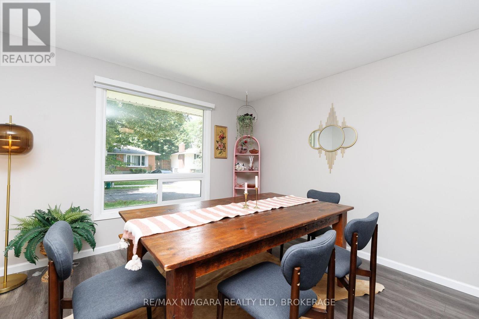 3273 Addison Avenue, Niagara Falls, Ontario  L2J 3K6 - Photo 7 - X13517134