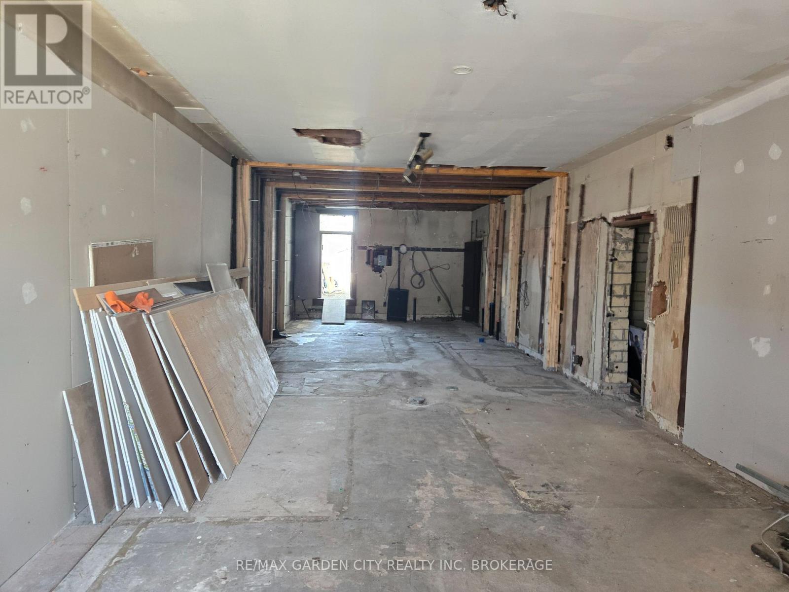 2 - 5126 Victoria Avenue, Niagara Falls, Ontario  L2E 4E3 - Photo 7 - X13517250