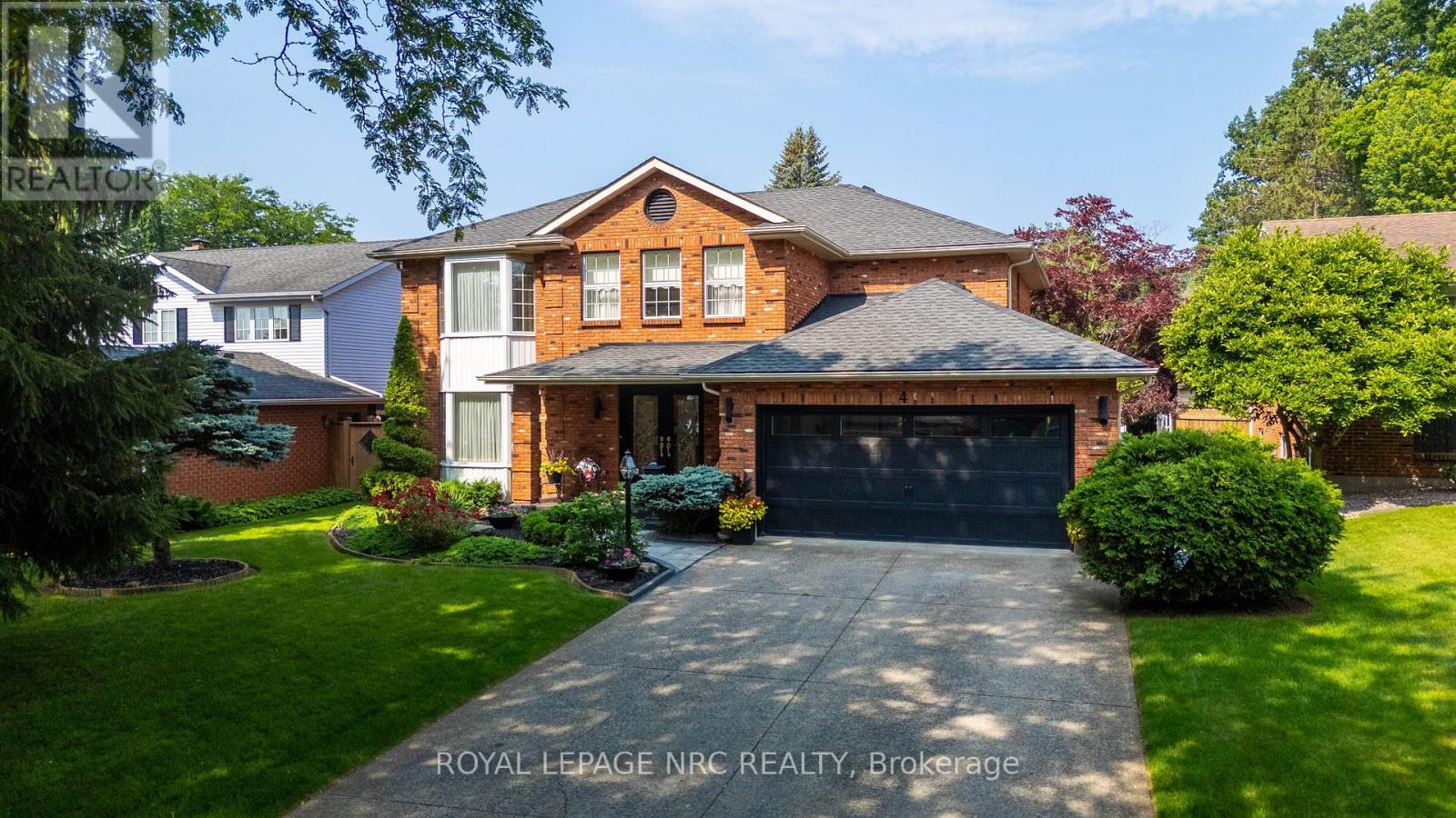 4 GREENVALE COURT, Pelham, Ontario