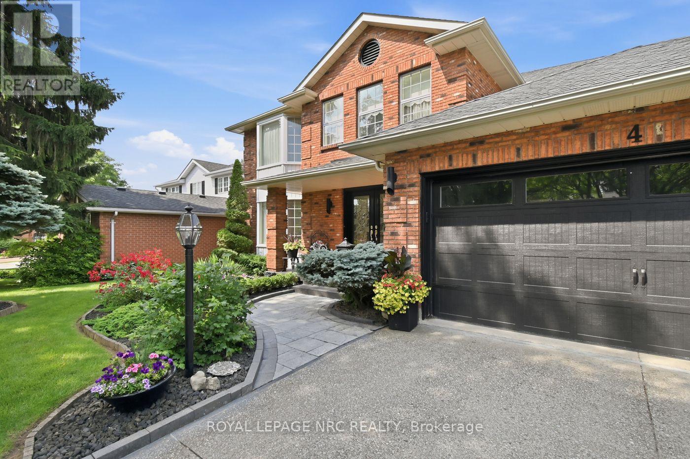 4 Greenvale Court, Pelham, Ontario  L0S 1E1 - Photo 2 - X13517520