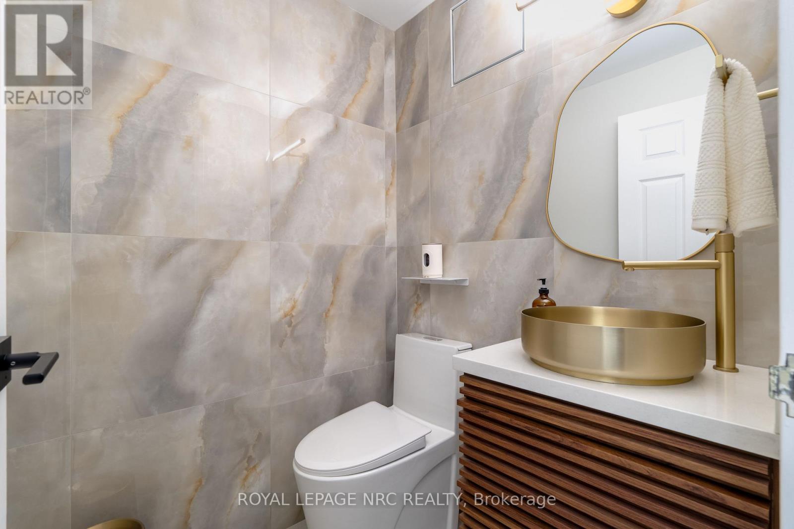 506 - 30 Church Street, Toronto, Ontario  M5E 1S7 - Photo 13 - C13517844