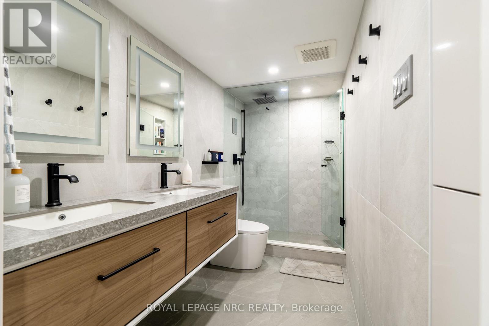 506 - 30 Church Street, Toronto, Ontario  M5E 1S7 - Photo 19 - C13517844
