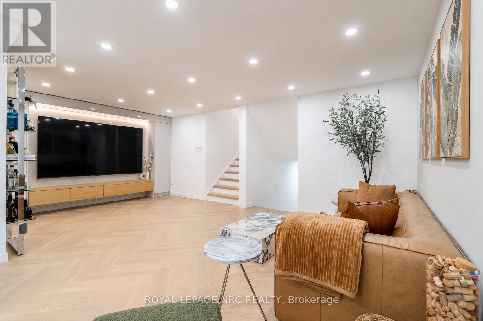 506 - 30 Church Street, Toronto, Ontario  M5E 1S7 - Photo 3 - C13517844