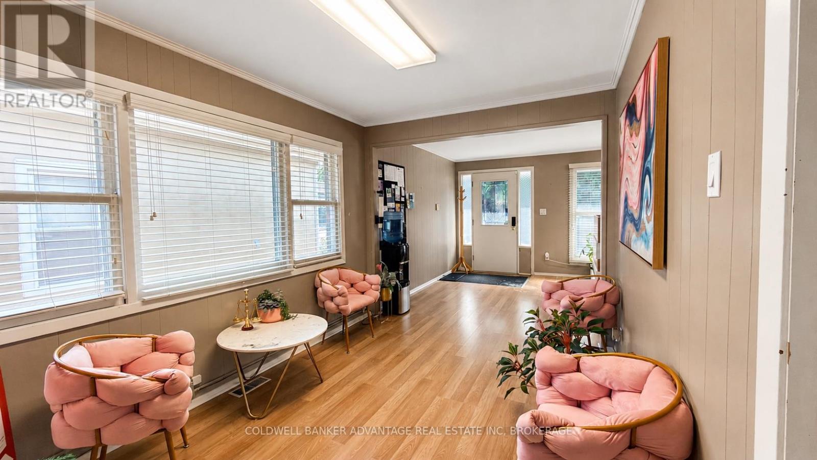 33 Raymond Street, St. Catharines, Ontario  L2R 2T3 - Photo 9 - X13517632
