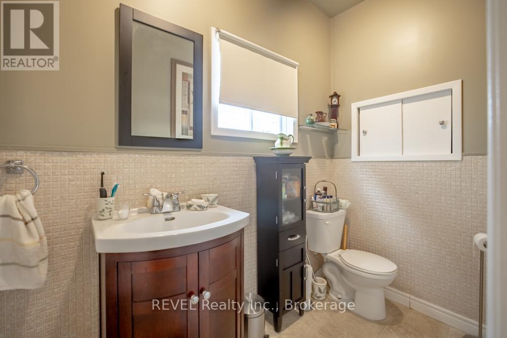 10 Wiley Street, St. Catharines, Ontario  L2R 4E5 - Photo 14 - X13517750