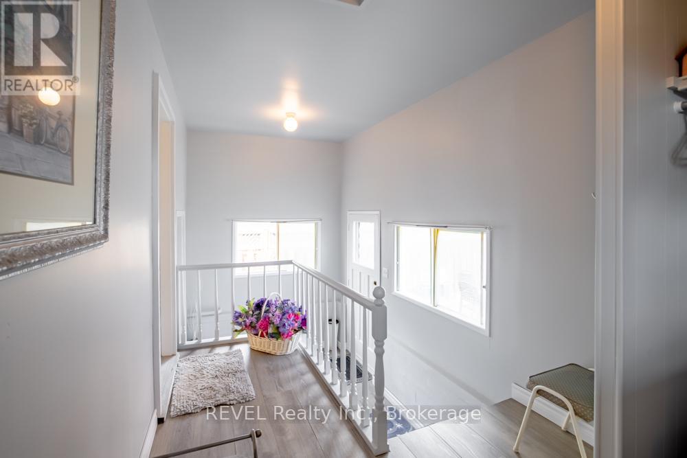 10 Wiley Street, St. Catharines, Ontario  L2R 4E5 - Photo 23 - X13517750