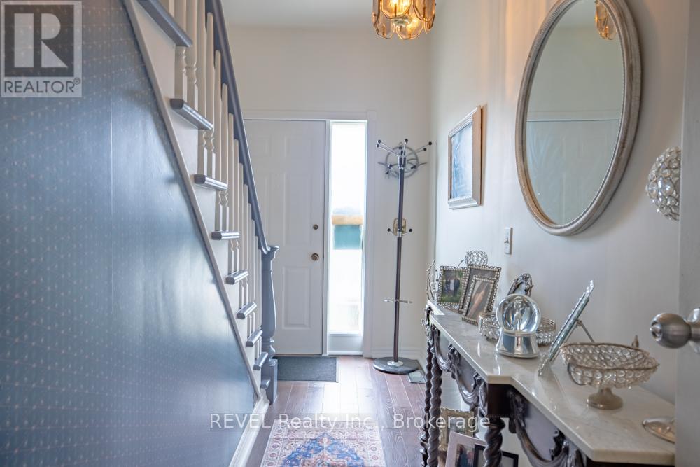 10 Wiley Street, St. Catharines, Ontario  L2R 4E5 - Photo 5 - X13517750