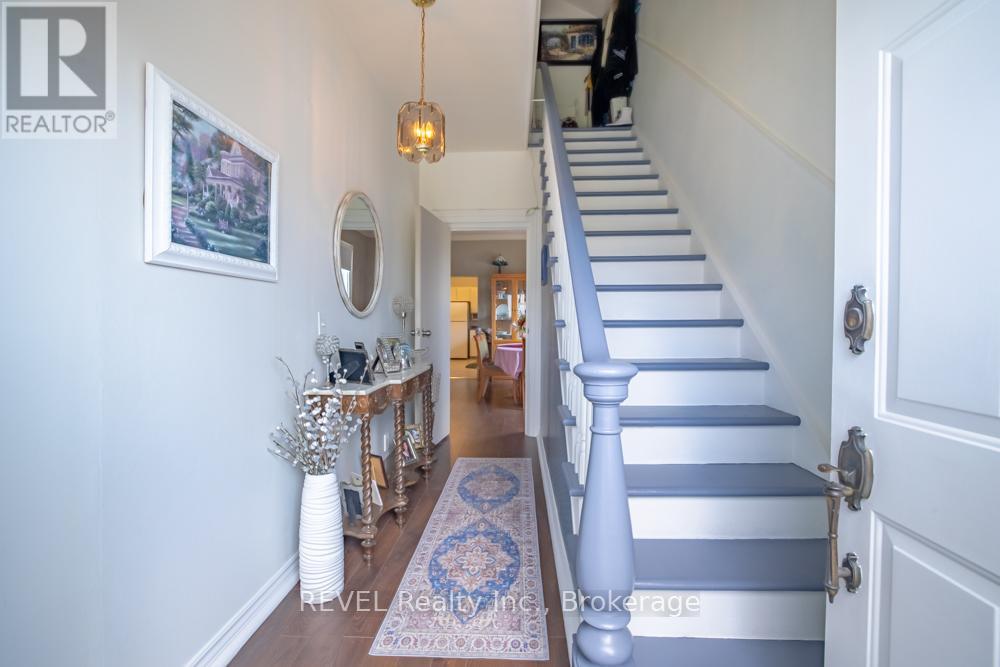 10 Wiley Street, St. Catharines, Ontario  L2R 4E5 - Photo 6 - X13517750