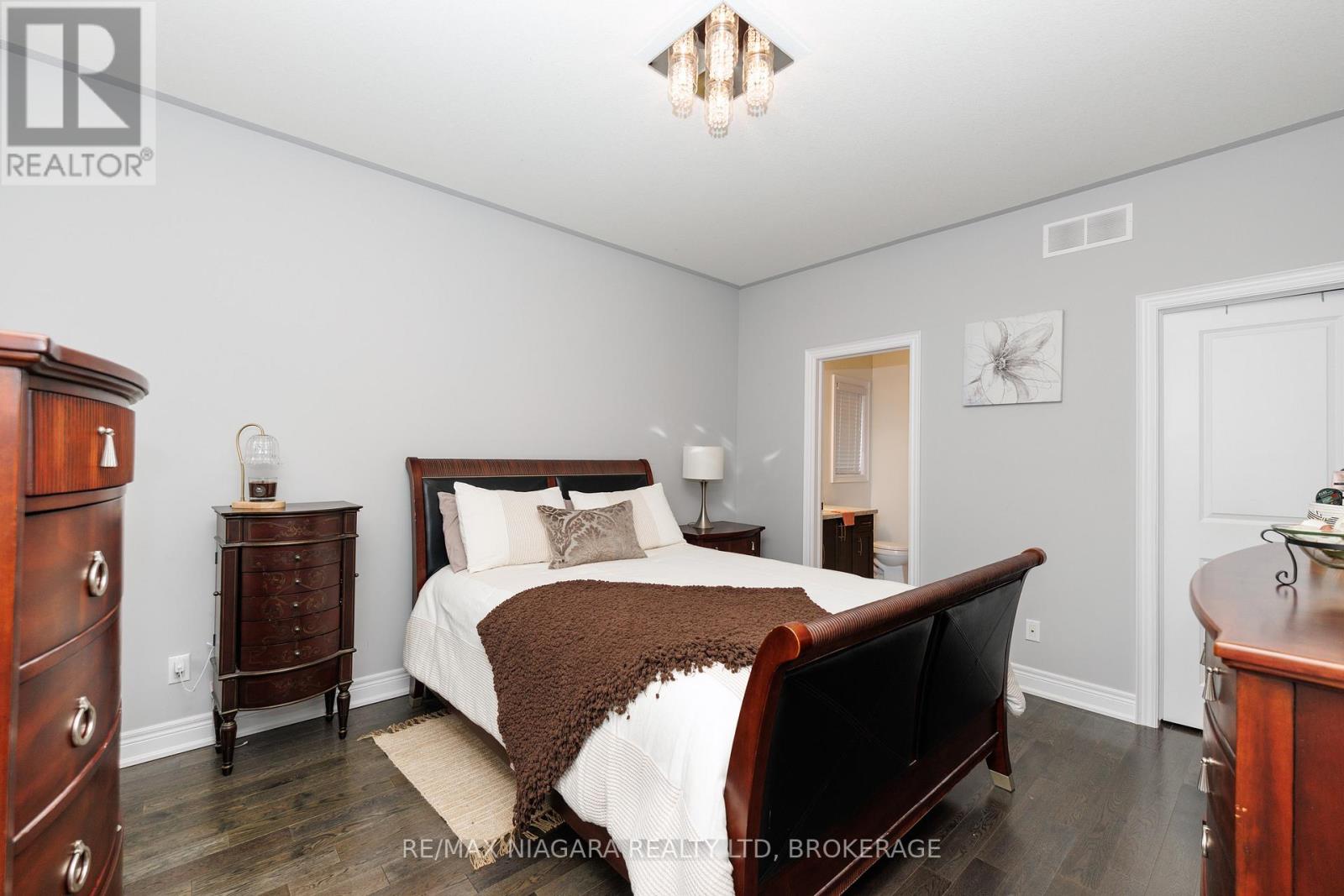 4049 Village Creek Drive, Fort Erie, Ontario  L0S 1S0 - Photo 15 - X13517970