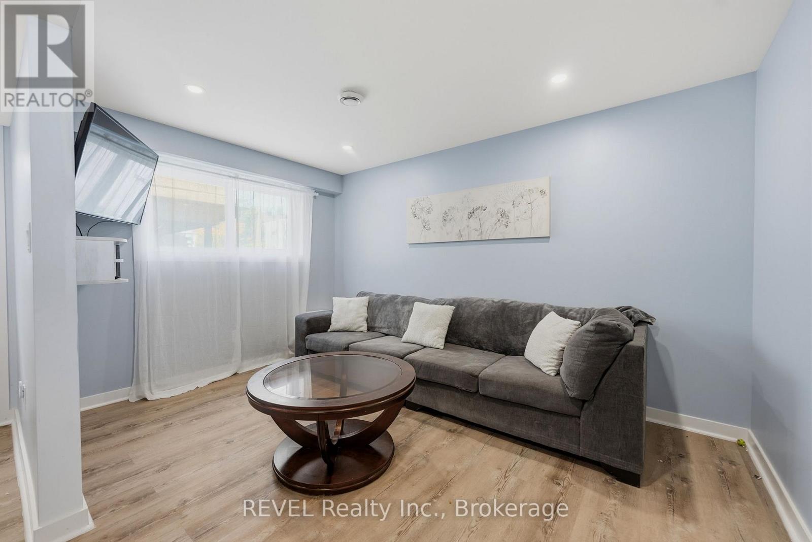 1 Idylwood Road, Welland, Ontario  L3C 1X2 - Photo 18 - X13518500