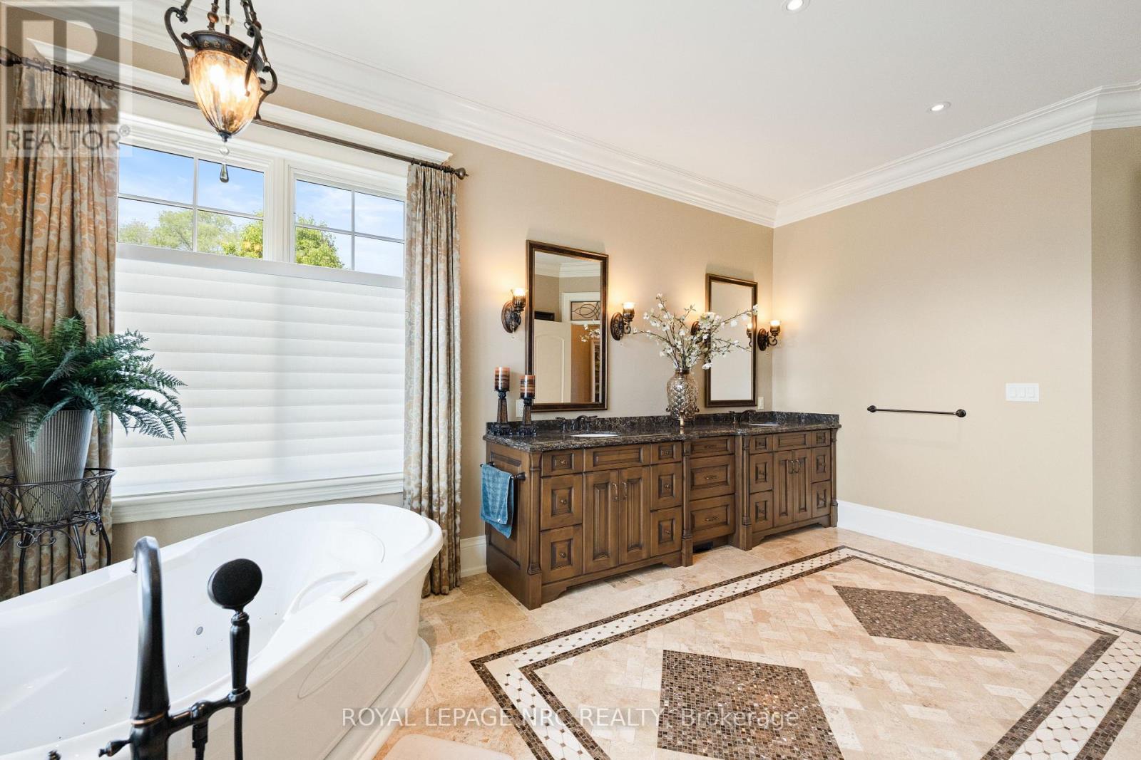 1234 Lakeshore Road, Niagara-On-The-Lake, Ontario  L0S 1T0 - Photo 26 - X13518660
