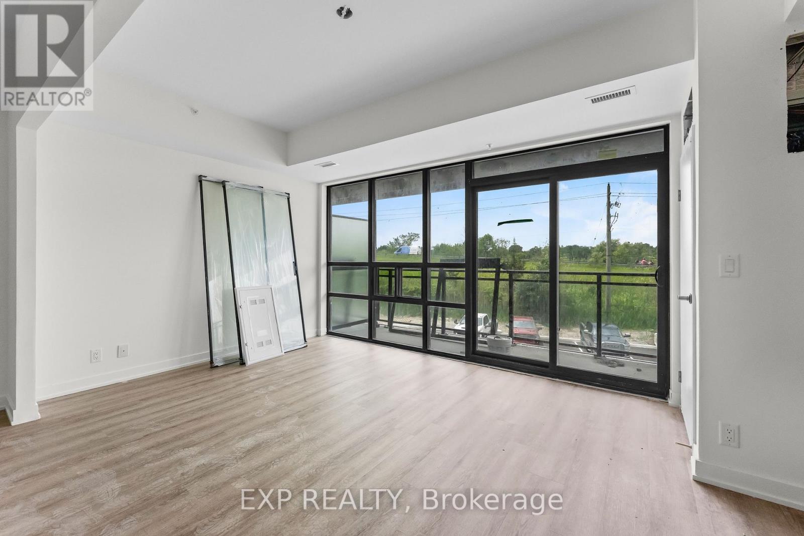 247 - 350 Prince Charles Dr Drive, Welland, Ontario  L3C 7B3 - Photo 10 - X13518952