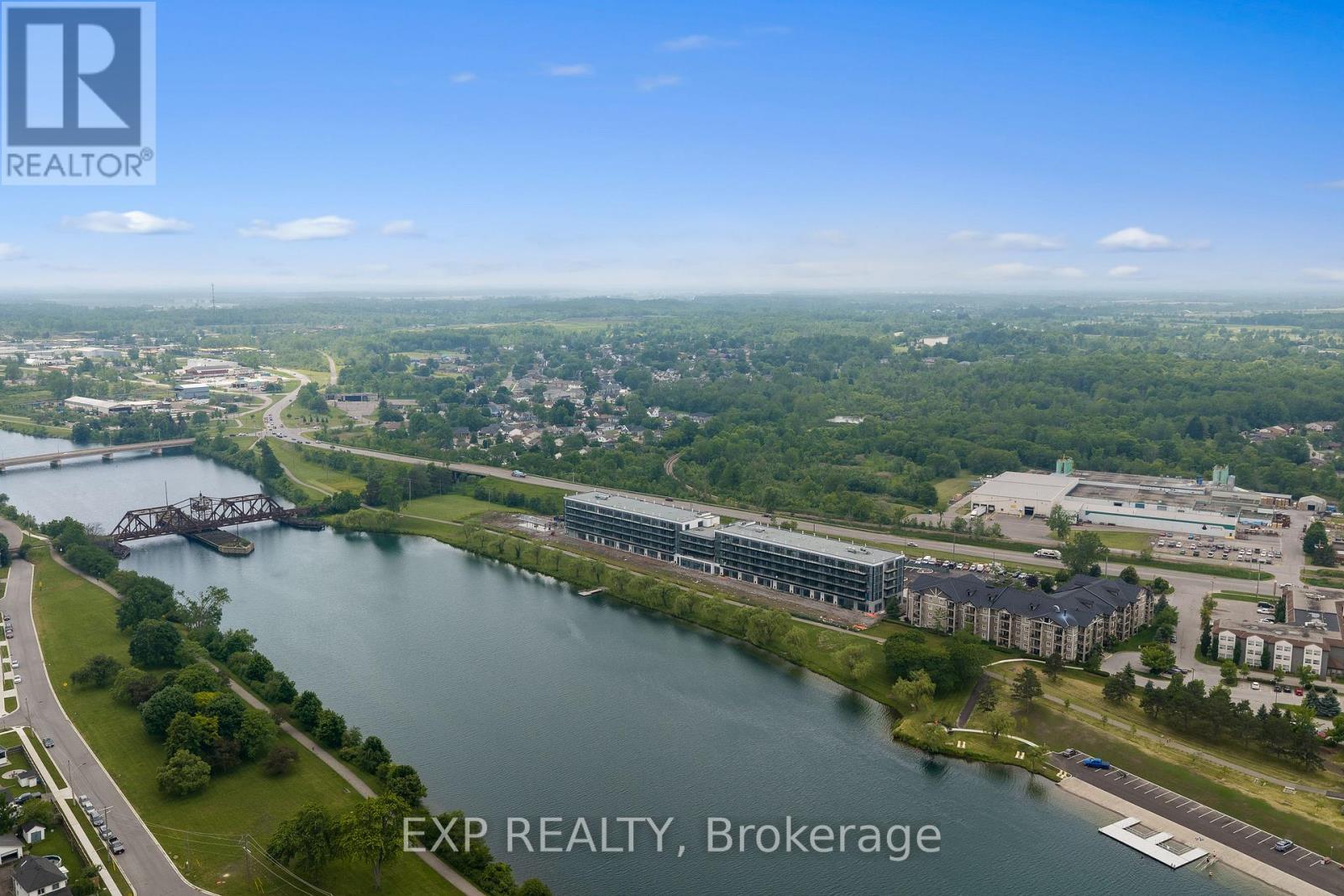 247 - 350 Prince Charles Dr Drive, Welland, Ontario  L3C 7B3 - Photo 2 - X13518952