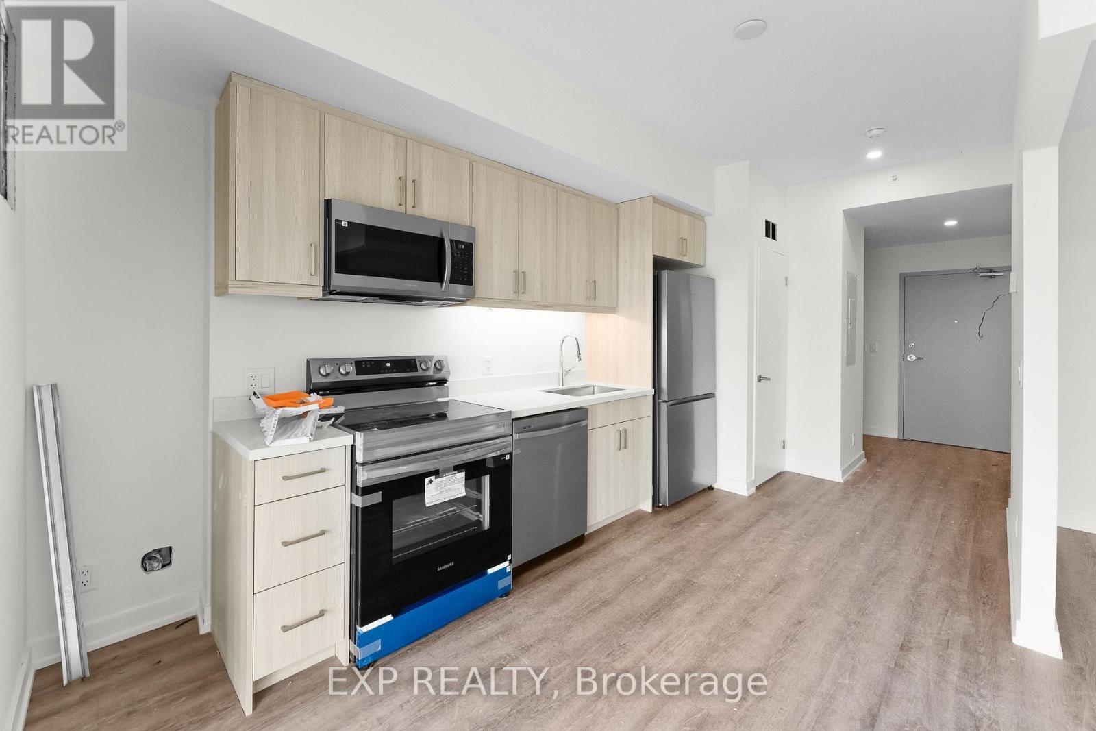 247 - 350 Prince Charles Dr Drive, Welland, Ontario  L3C 7B3 - Photo 8 - X13518952