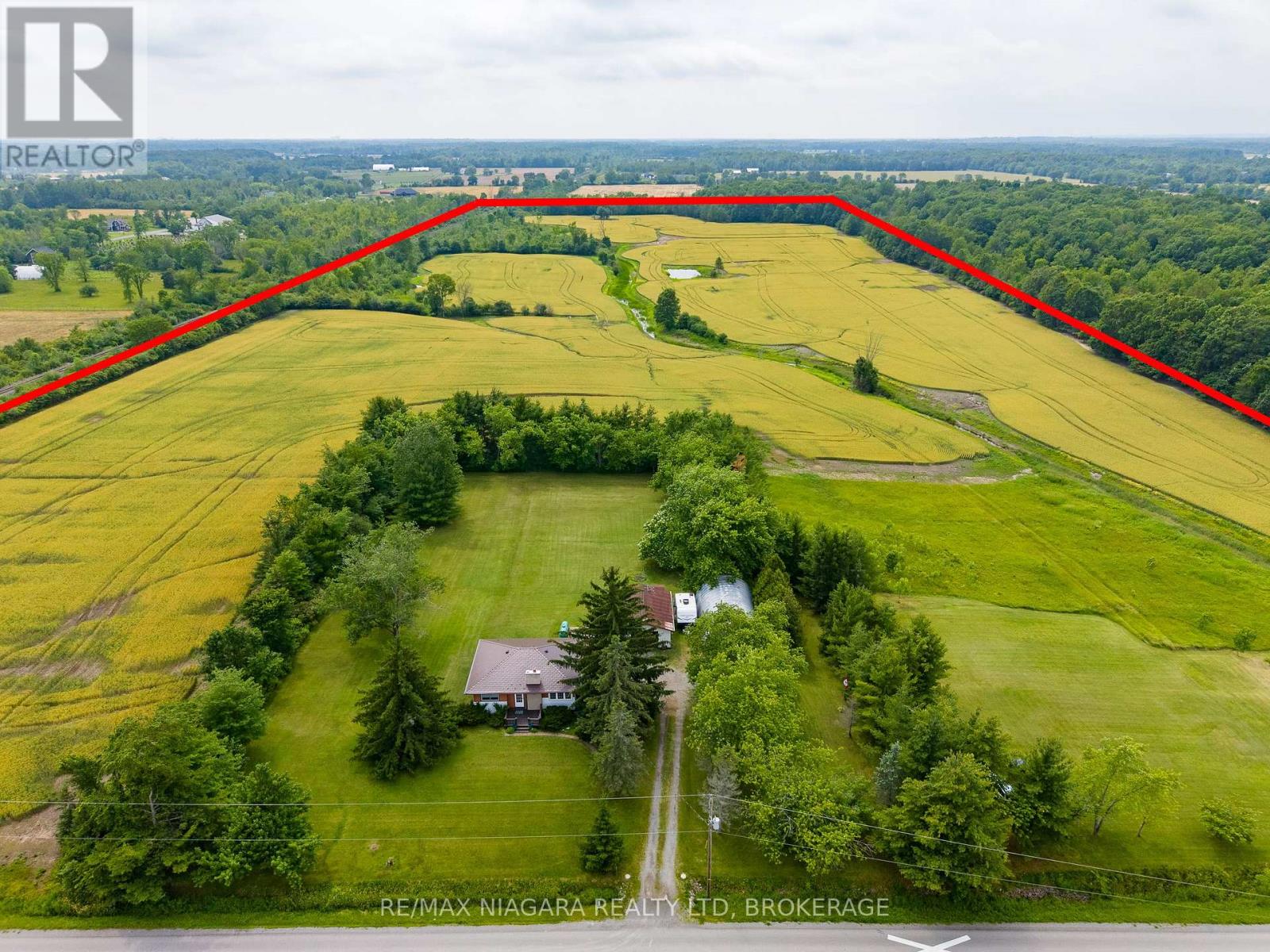 2561 POINT ABINO ROAD N, Fort Erie, Ontario