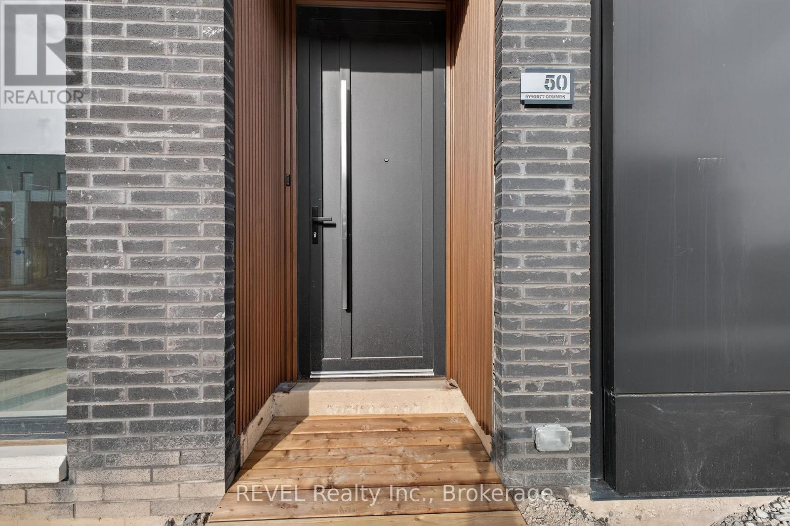 50 Everett Common, St. Catharines, Ontario  L2P 0H1 - Photo 2 - X13519426
