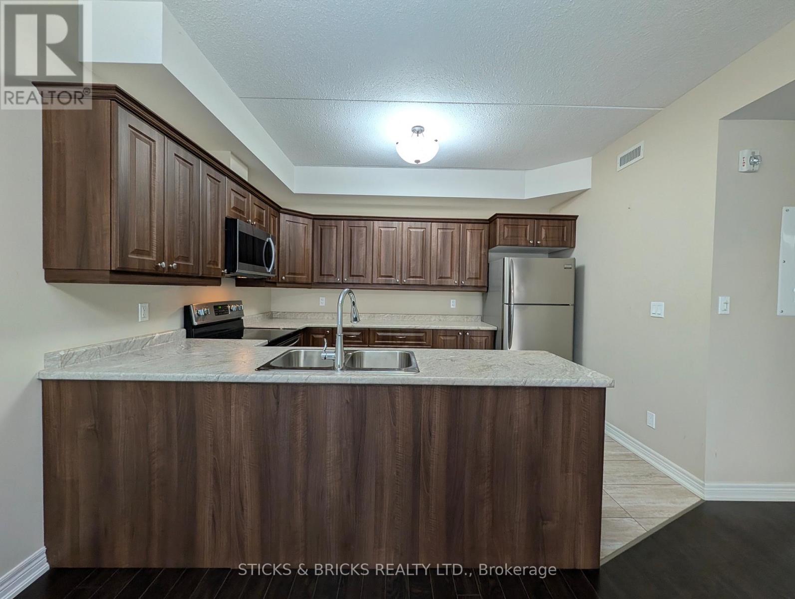 111 - 4644 Pettit Avenue, Niagara Falls, Ontario  L2E 0B4 - Photo 10 - X13520254