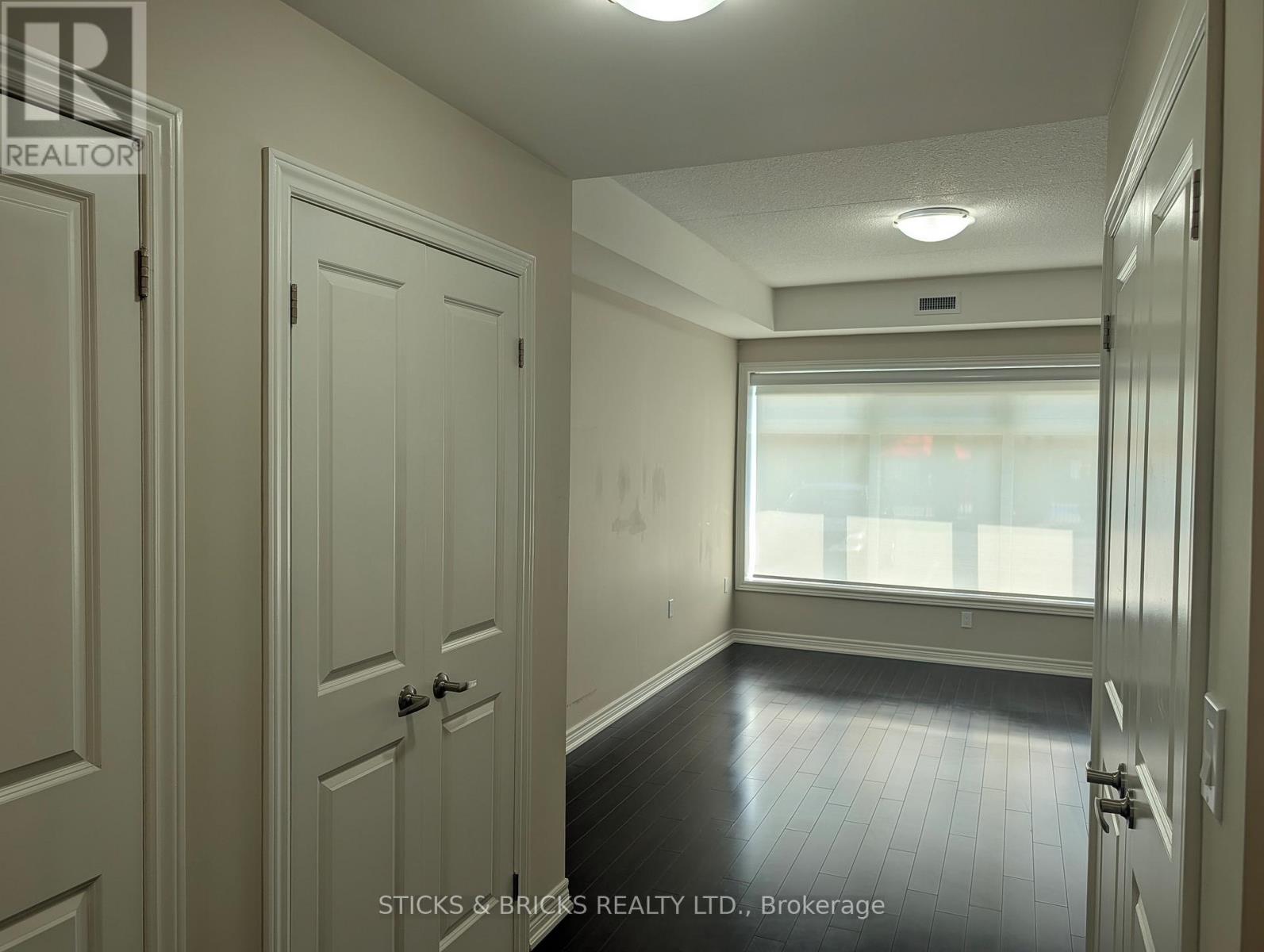 111 - 4644 Pettit Avenue, Niagara Falls, Ontario  L2E 0B4 - Photo 12 - X13520254
