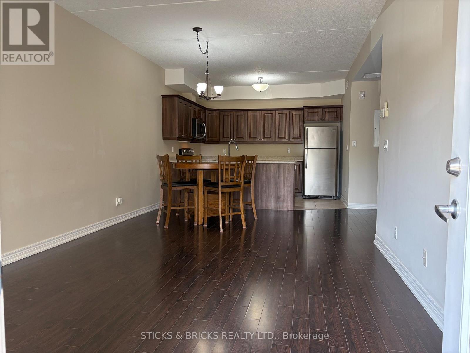 111 - 4644 Pettit Avenue, Niagara Falls, Ontario  L2E 0B4 - Photo 9 - X13520254