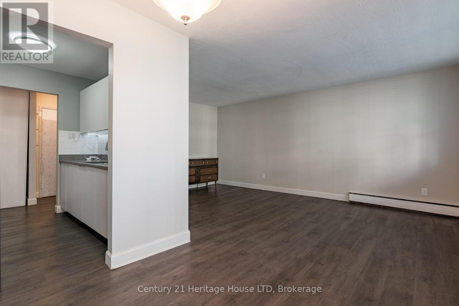 303 - 359 Geneva Street, St. Catharines, Ontario  L2N 2G5 - Photo 16 - X13520380
