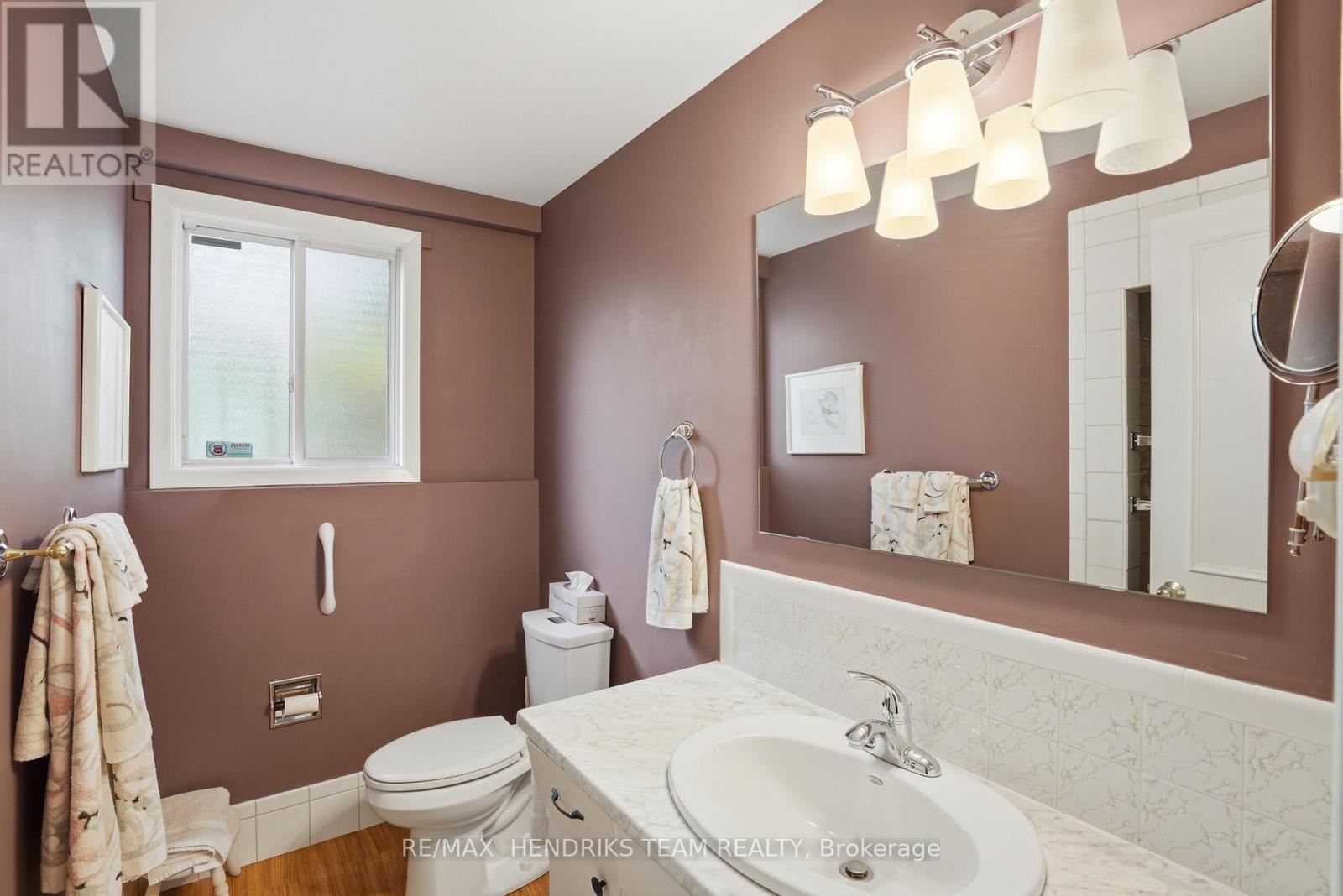 8 Tudor Gate Place, St. Catharines, Ontario  L2M 1K6 - Photo 19 - X13520696