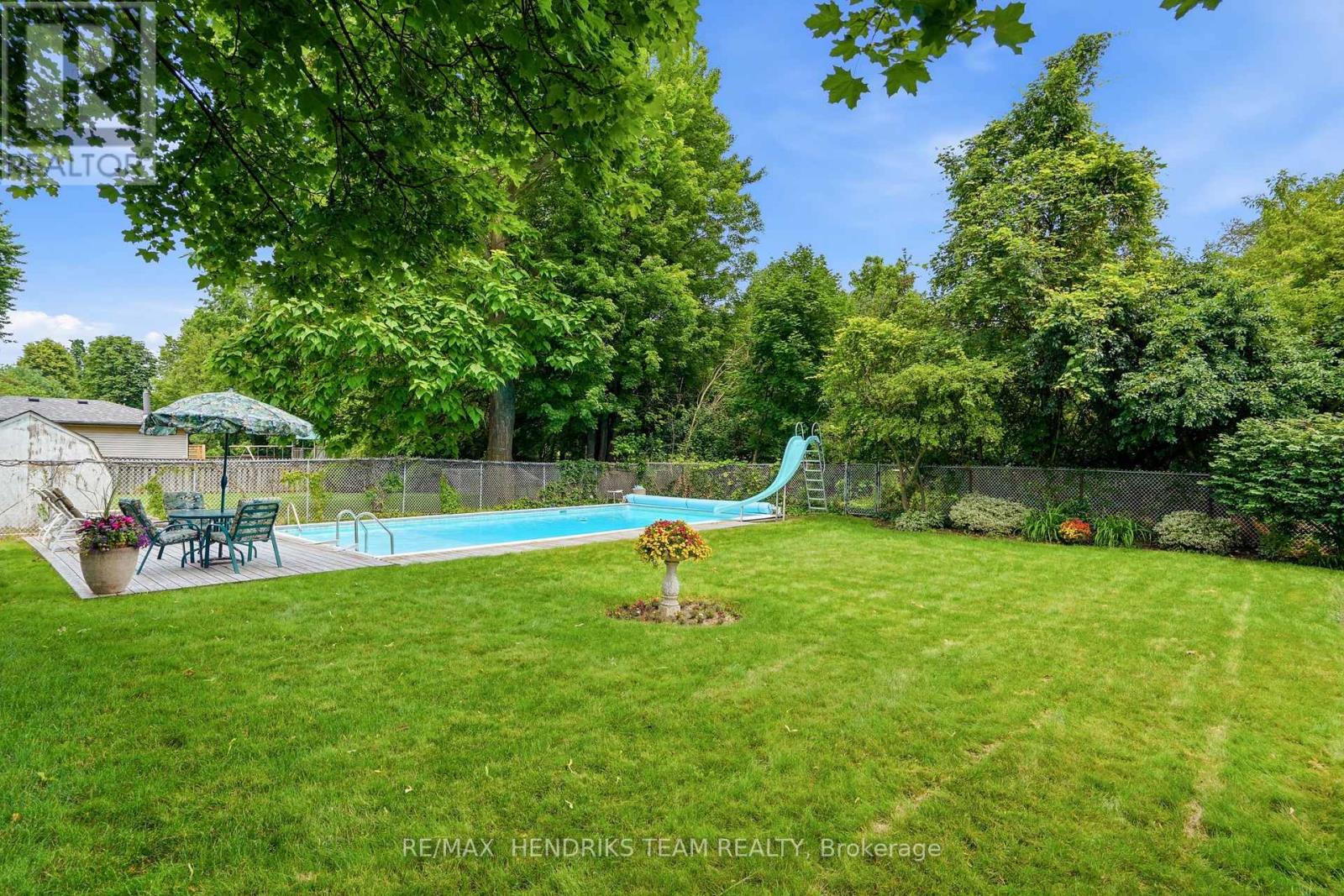 8 Tudor Gate Place, St. Catharines, Ontario  L2M 1K6 - Photo 29 - X13520696