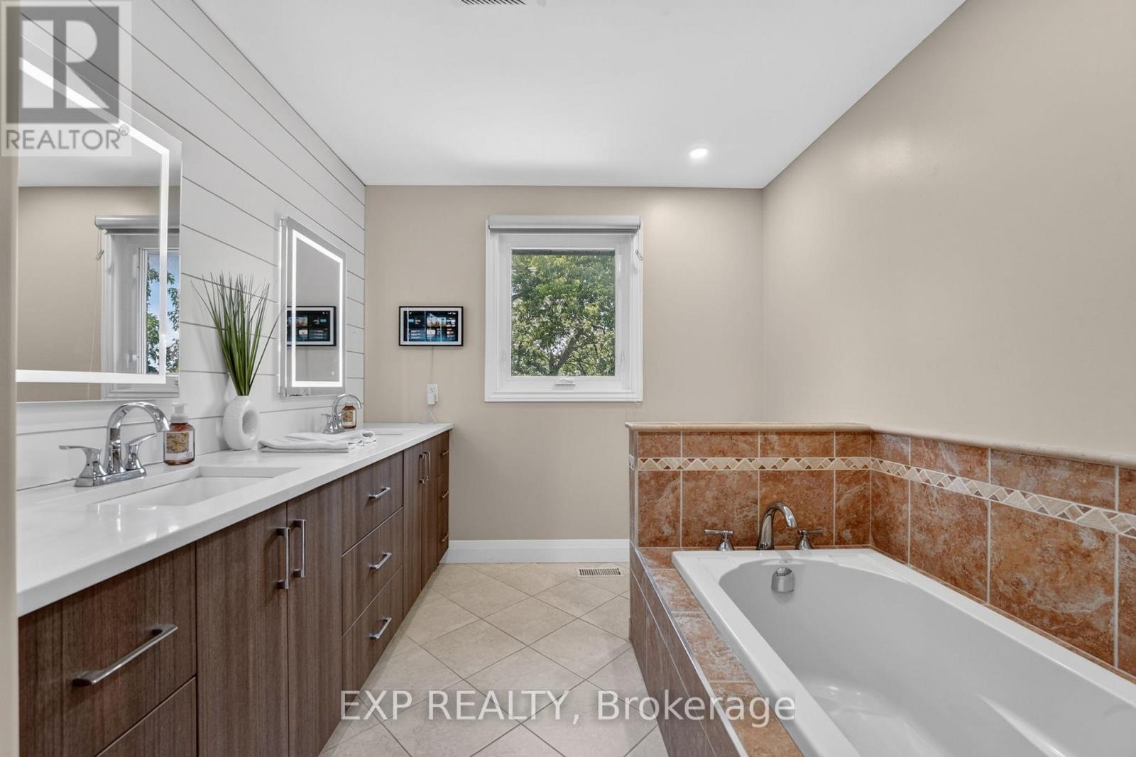3474 Garrison Road, Fort Erie, Ontario  L0S 1N0 - Photo 25 - X13520812
