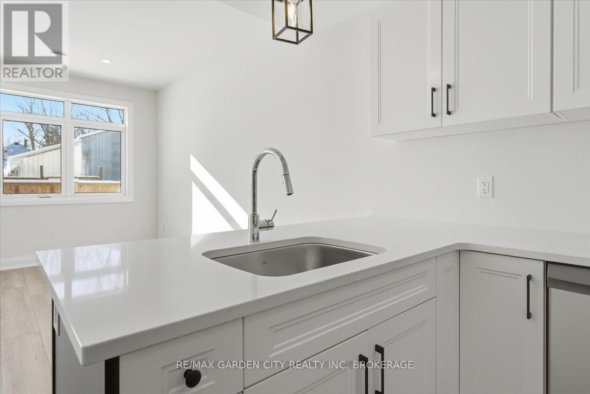 3693 Elm Street, Fort Erie, Ontario  L0S 1N0 - Photo 8 - X13520844