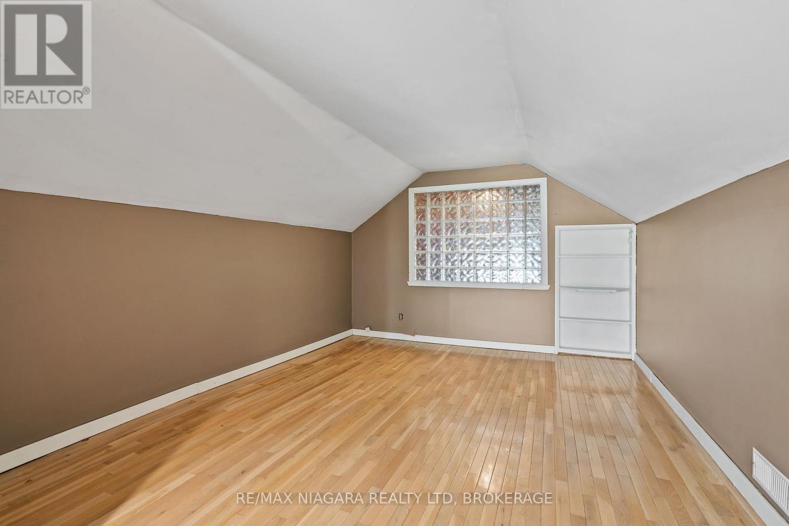 98 Victoria Street, Port Colborne, Ontario  L3K 2Y4 - Photo 20 - X13521802