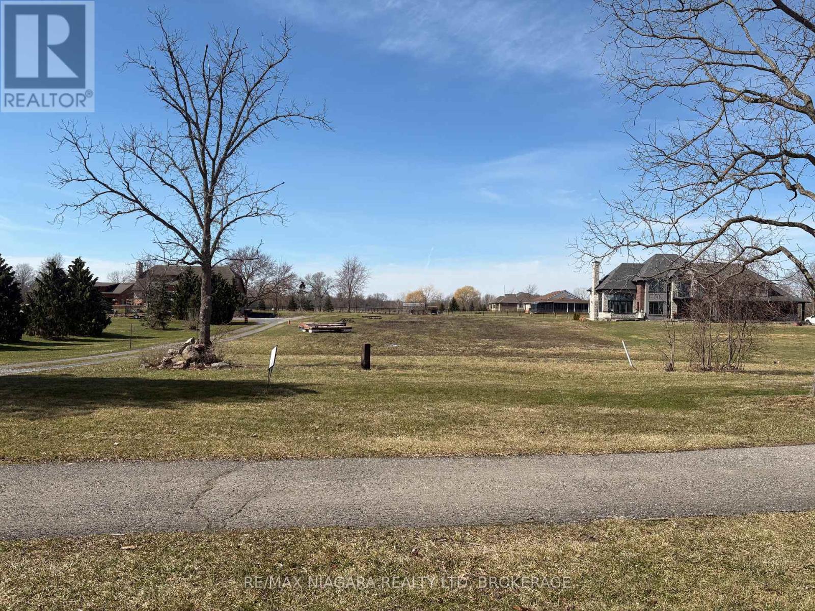 0 Niagara River Parkway, Niagara Falls, Ontario  L2E 6S6 - Photo 3 - X13522176