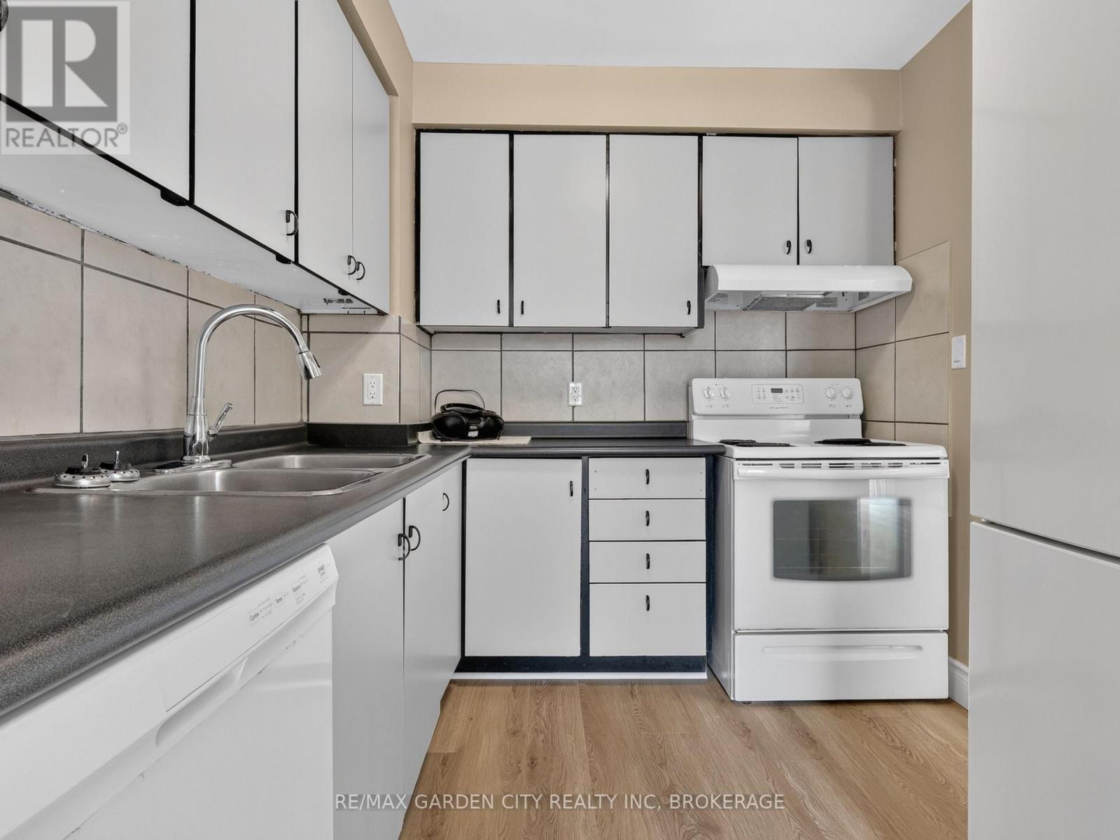 77 - 286 Cushman Road, St. Catharines, Ontario  L2M 6Z2 - Photo 7 - X13522300