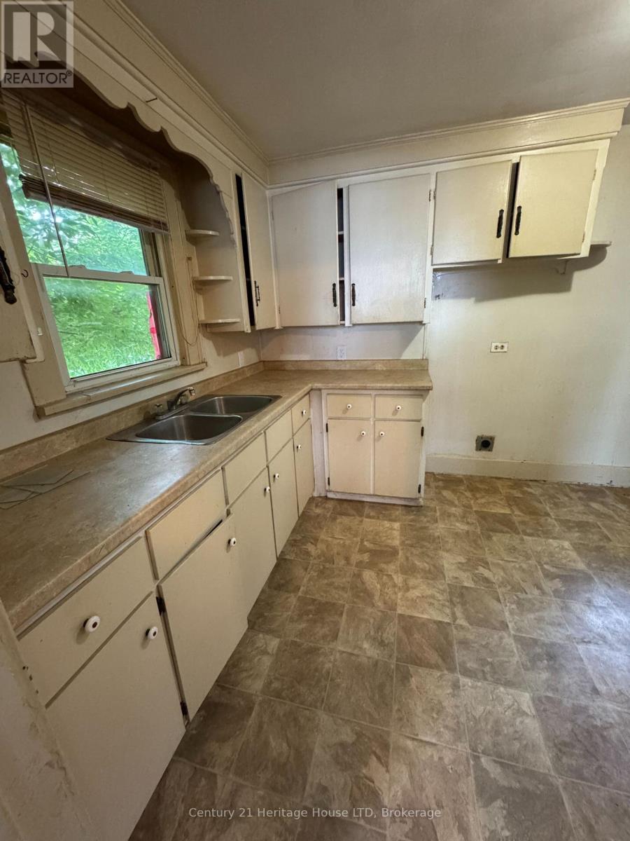 4680 Ryerson Crescent, Niagara Falls, Ontario  L2J 0E8 - Photo 16 - X13522358
