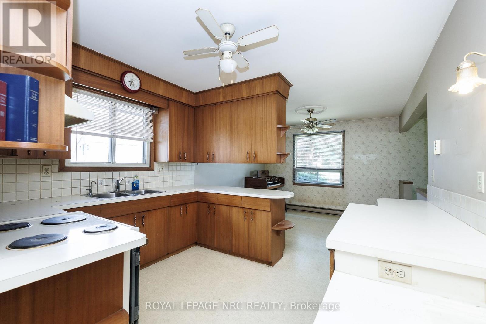 948 Line 3 Road, Niagara-On-The-Lake, Ontario  L0S 1T0 - Photo 18 - X13518110