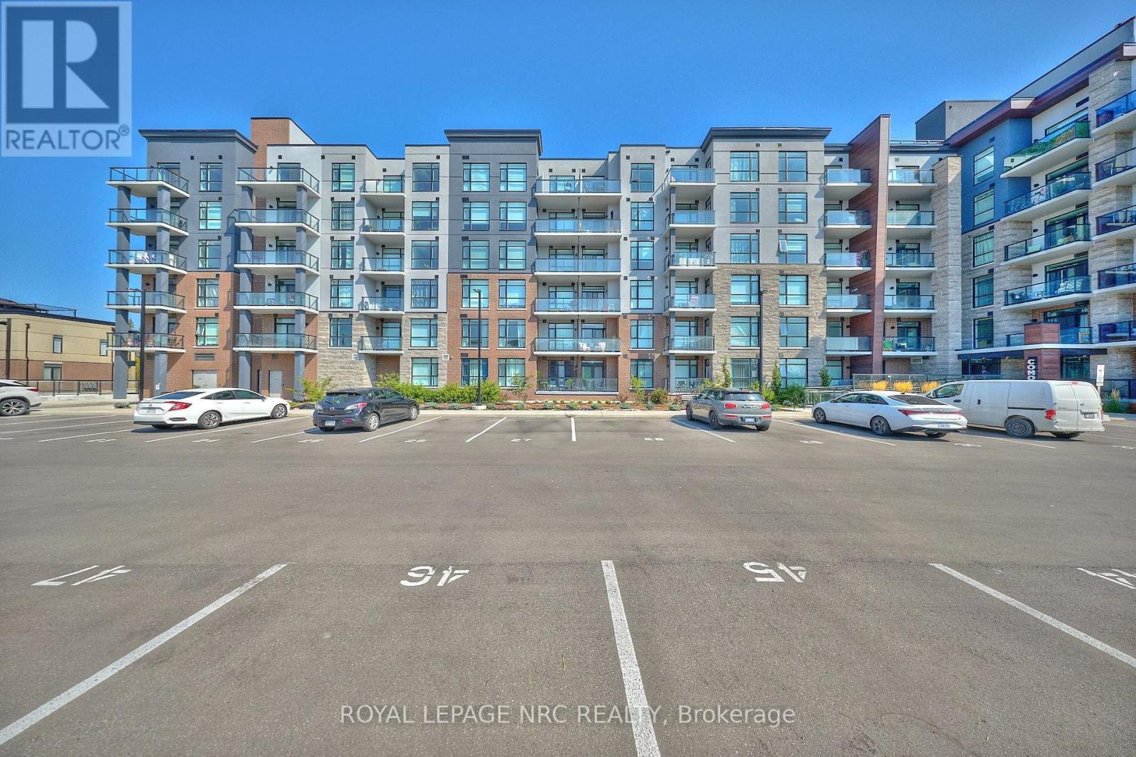221 - 600 North Service Road, Hamilton, Ontario  L8E 0L2 - Photo 3 - X13522628