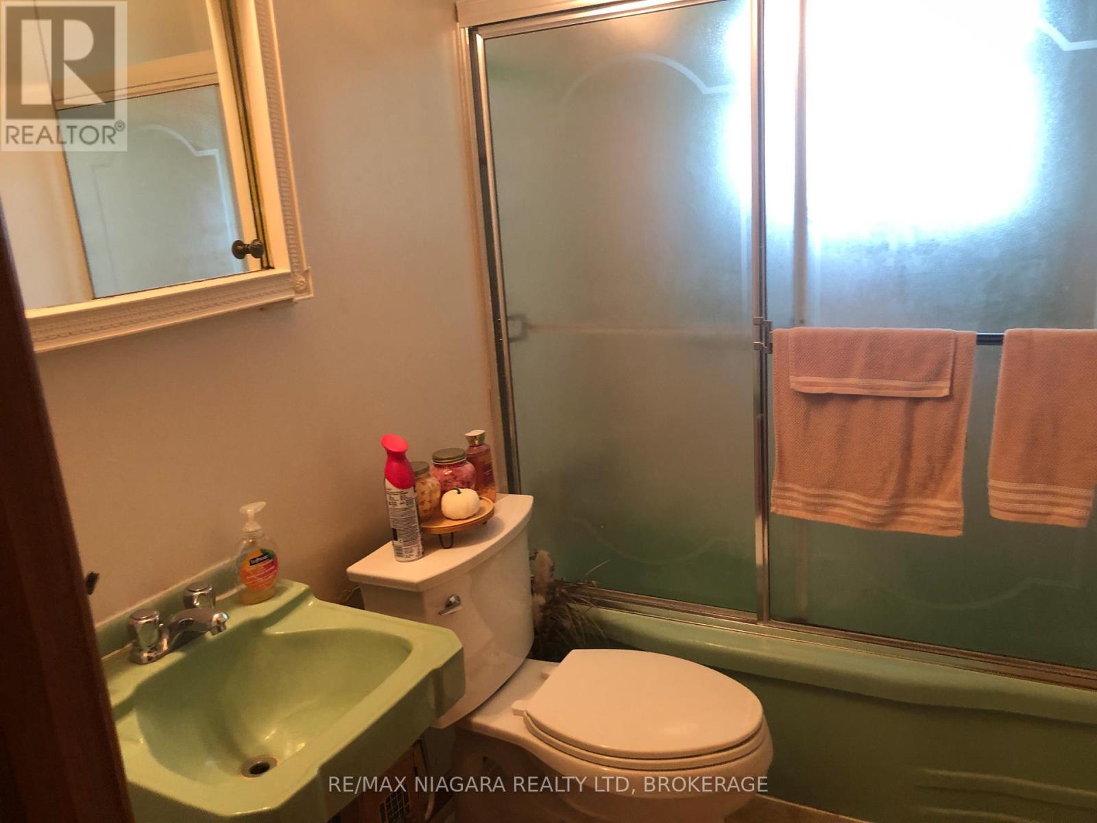 97 Shakespeare Avenue, St. Catharines, Ontario  L2R 6N1 - Photo 15 - X13522826