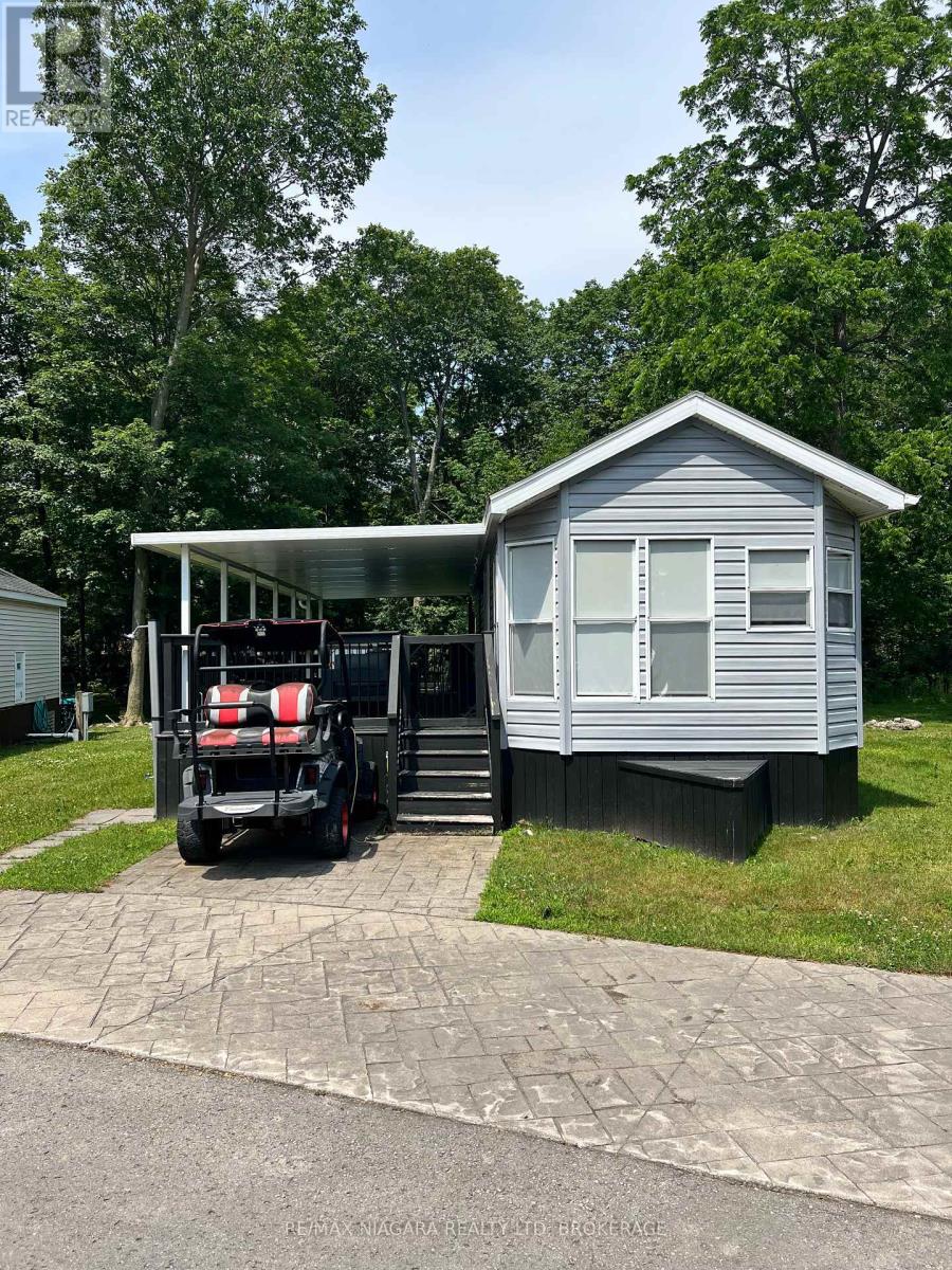 22 HICKORY LANE, Port Colborne, Ontario