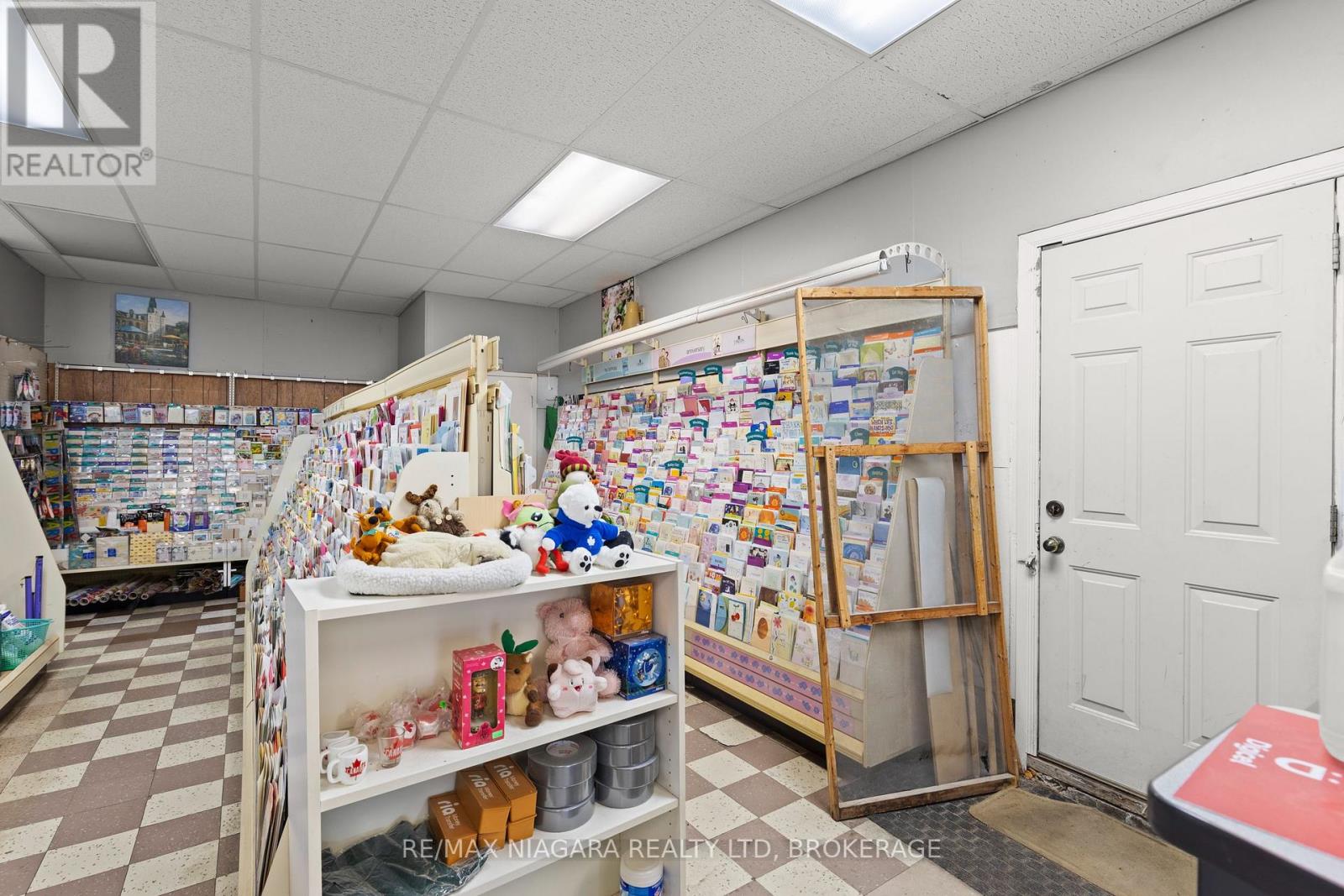 1530 Niagara Stone Road, Niagara-On-The-Lake, Ontario  L0S 1J0 - Photo 13 - X13523202