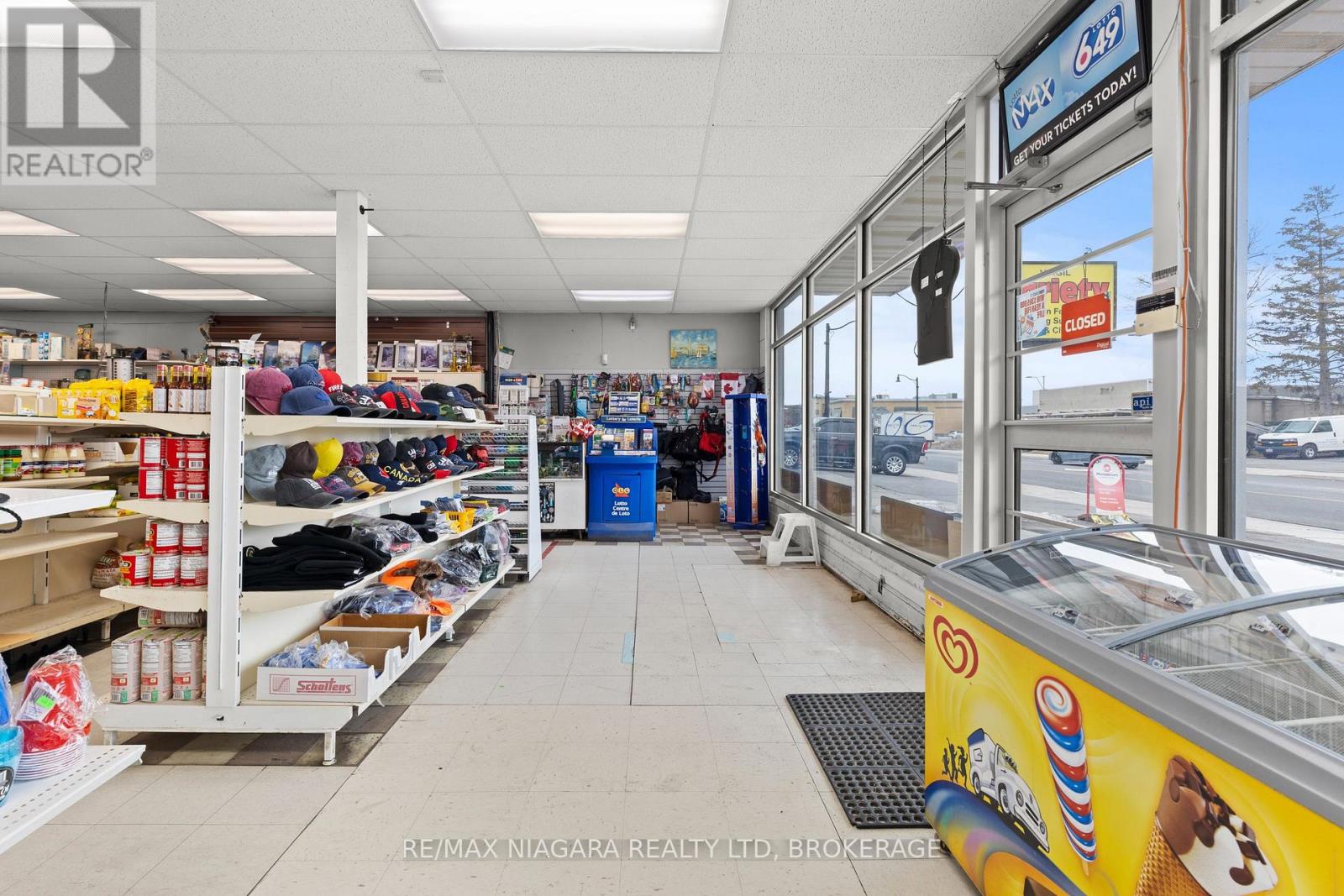 1530 Niagara Stone Road, Niagara-On-The-Lake, Ontario  L0S 1J0 - Photo 7 - X13523220