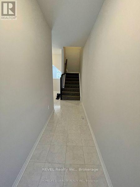 7397 Matteo Drive, Niagara Falls, Ontario  L2H 3T3 - Photo 4 - X13523352