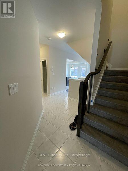 7397 Matteo Drive, Niagara Falls, Ontario  L2H 3T3 - Photo 5 - X13523352