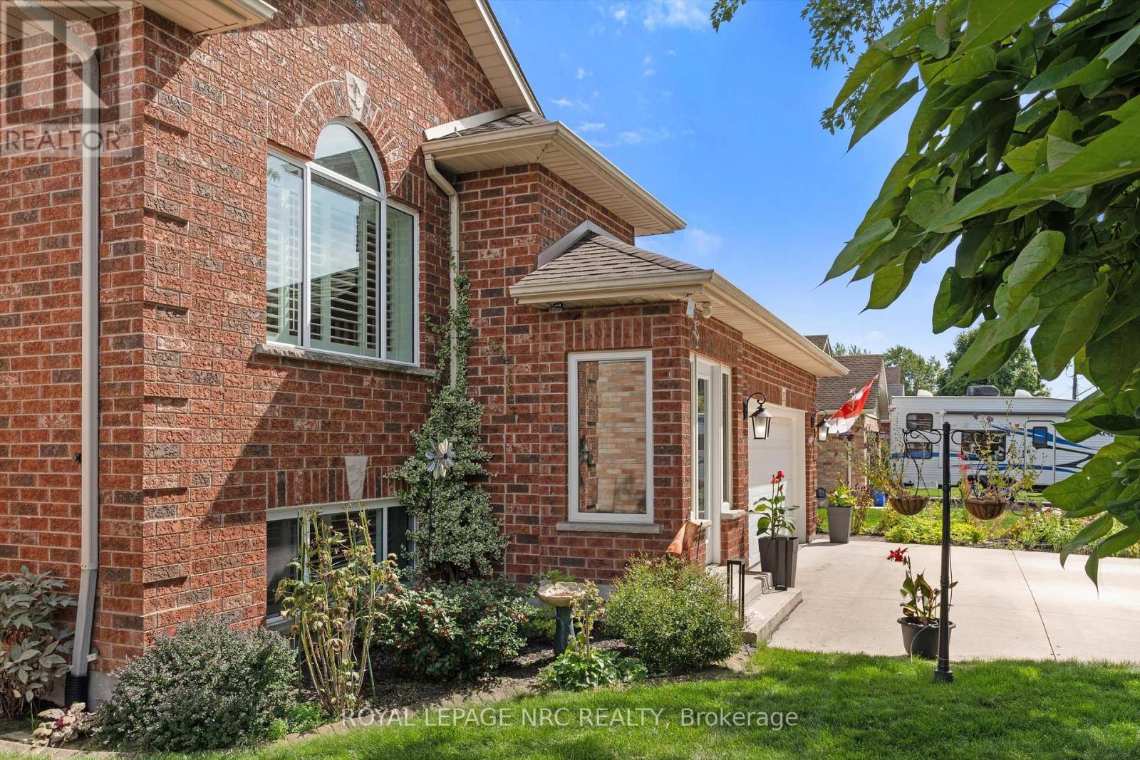 52 Thorold Ave Avenue, Thorold, Ontario  L0S 1K0 - Photo 3 - X13523416