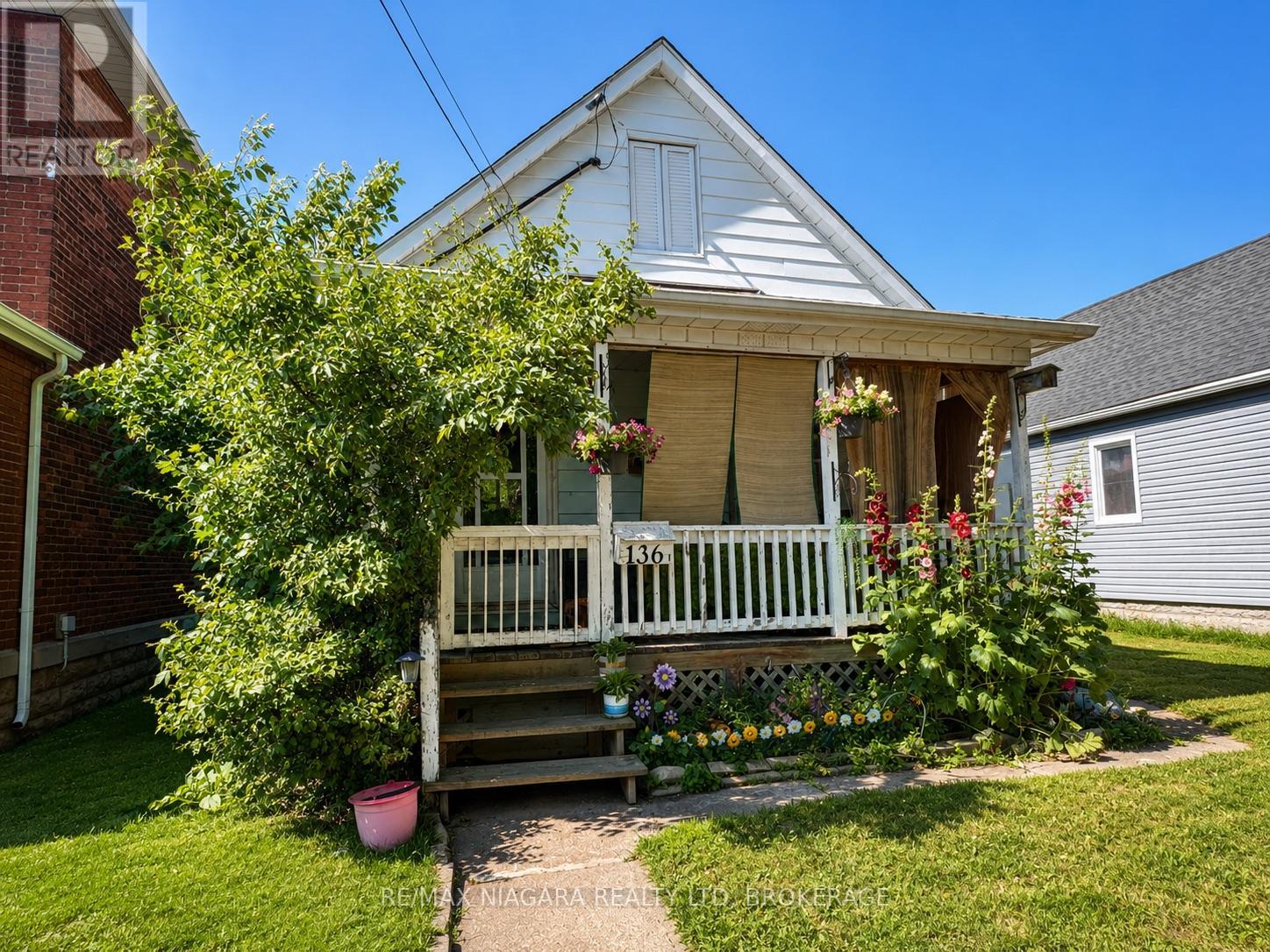 136 REGENT STREET, Welland, Ontario