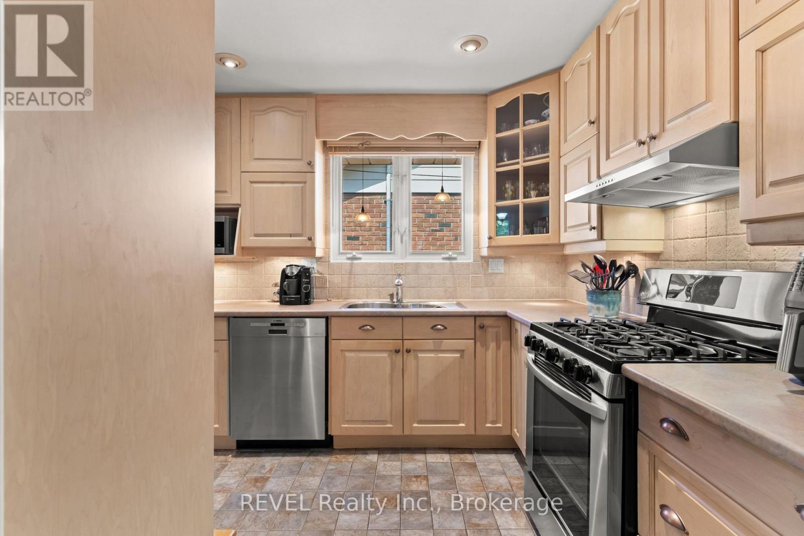 323 Barrick Road, Port Colborne, Ontario  L3K 4B6 - Photo 11 - X13524366