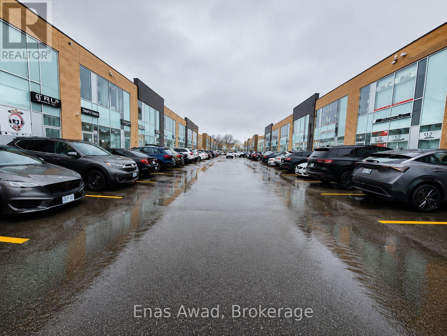 18 - 1235 Queensway Avenue E, Mississauga, Ontario  L4Y 0G4 - Photo 2 - W13524512