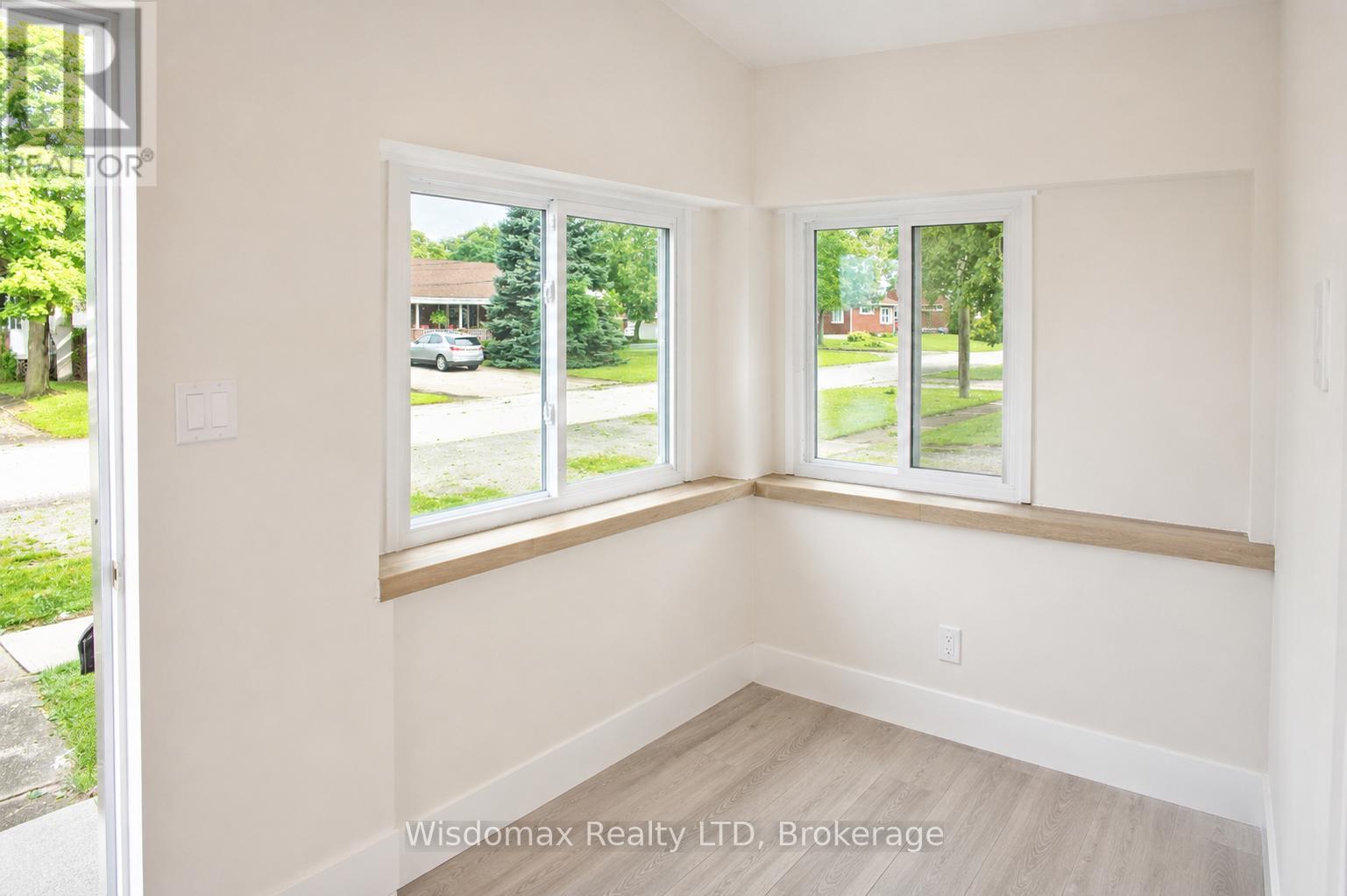 110 Queen Street S, Thorold, Ontario  L2V 3N9 - Photo 3 - X13525088