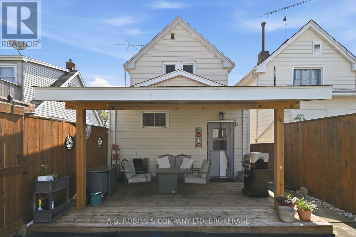 4 Clifford Avenue, Welland, Ontario  L3C 2G1 - Photo 28 - X13525352