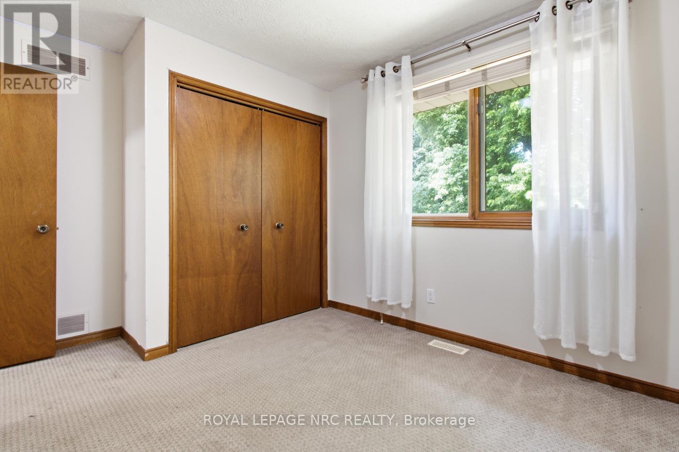12 Harvest Oak Drive, St. Catharines, Ontario  L2S 3H5 - Photo 13 - X13525424