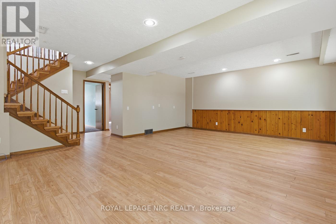 12 Harvest Oak Drive, St. Catharines, Ontario  L2S 3H5 - Photo 18 - X13525424